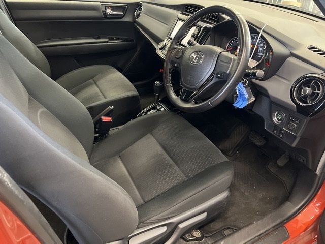 2016 Toyota Corolla Fielder 1.5G クロスフィールダー auction photo 4