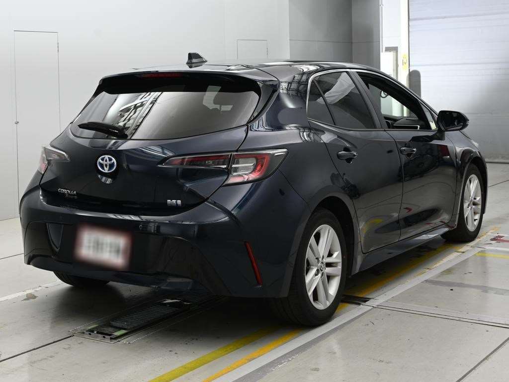 2021 Toyota Corolla Sport ハイブリッドG auction photo 2