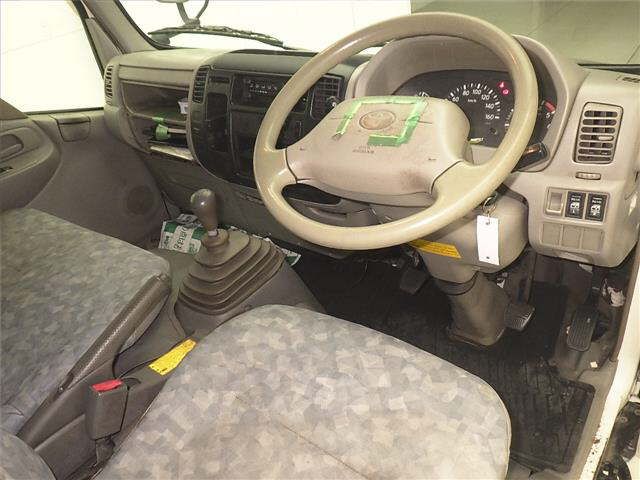 2014 Toyota Dyna Wキャブ auction photo 3