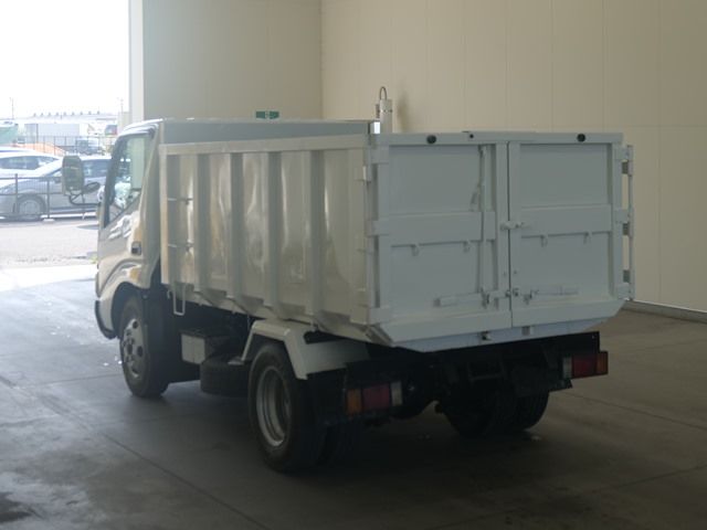 2005 Toyota Dyna dump auction photo 2