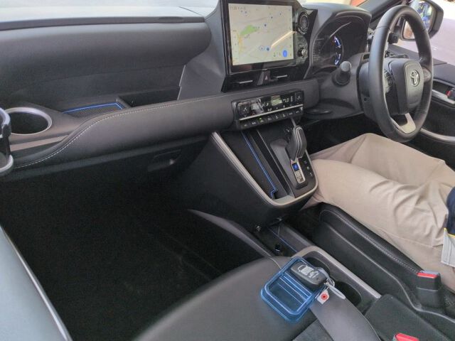 2025 Toyota Noah ハイブリッドS-Z auction photo 3