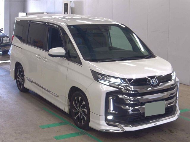 Japan Auction Vehicles 8 2025 Toyota Noah ハイブリッドS-Z auction photo