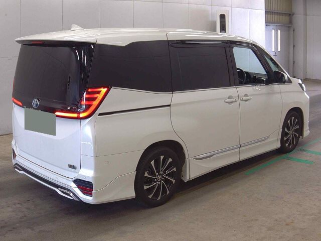 2025 Toyota Noah ハイブリッドS-Z auction photo 5