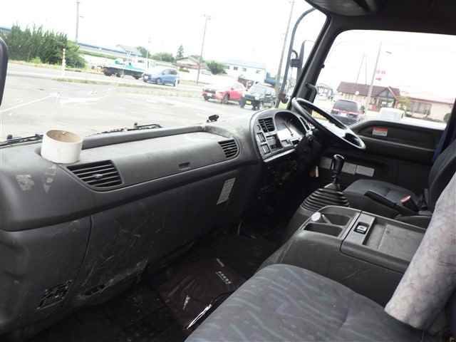 2006 Isuzu Forward auction photo 3