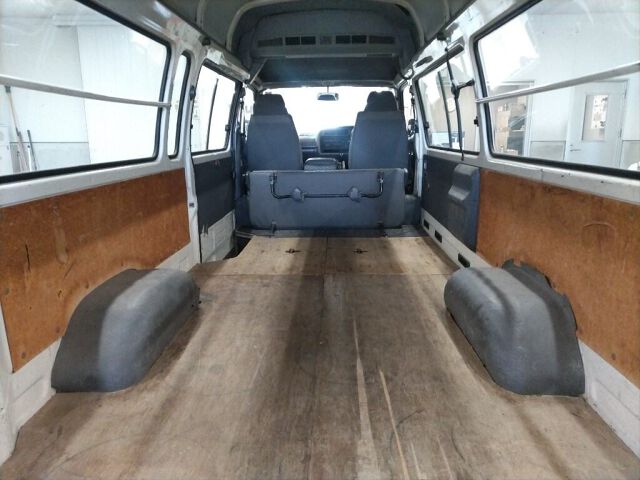 2002 Toyota Hiace S Long DX 4WD auction photo 6
