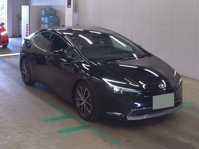 Japan Auction Vehicles 9 2024 Toyota Prius Z auction photo