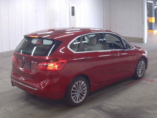 2019 BMW 2 Series 218Dアクティツアラグ auction photo 5