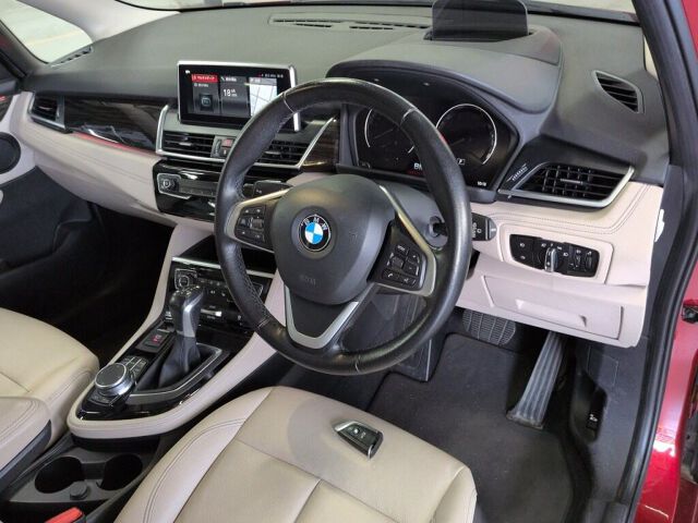 2019 BMW 2 Series 218Dアクティツアラグ auction photo 3