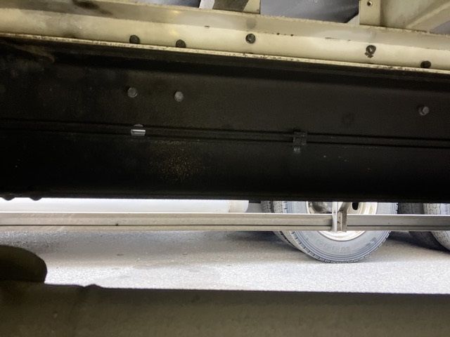 2016 Hino Ranger Aluminum van auction photo 17