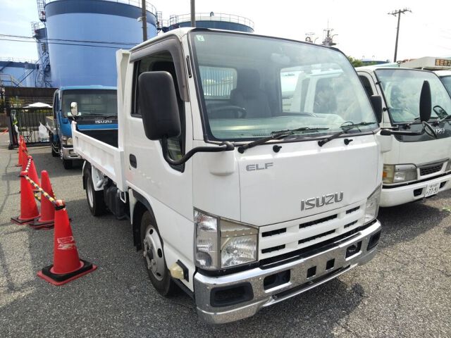 Japan Auction Vehicles 8 2012 Isuzu Elf ダンプ auction photo