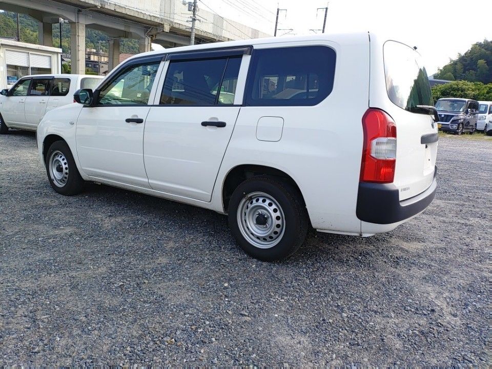2022 Toyota Probox auction photo 6