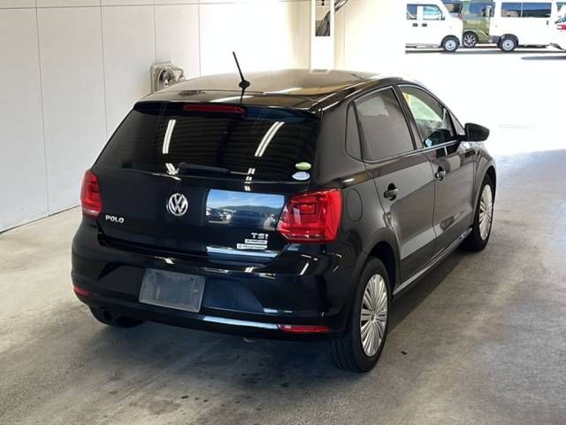 2017 Volkswagen フォルクスワーゲン ポロ TSIトレンドライン auction photo 3