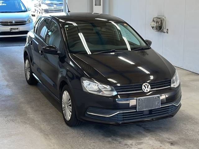 2017 Volkswagen フォルクスワーゲン ポロ TSIトレンドライン auction photo 4