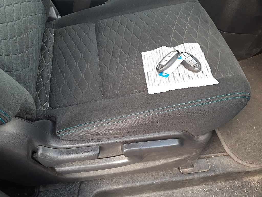 2017 Nissan Serena Rider 4WD auction photo 10