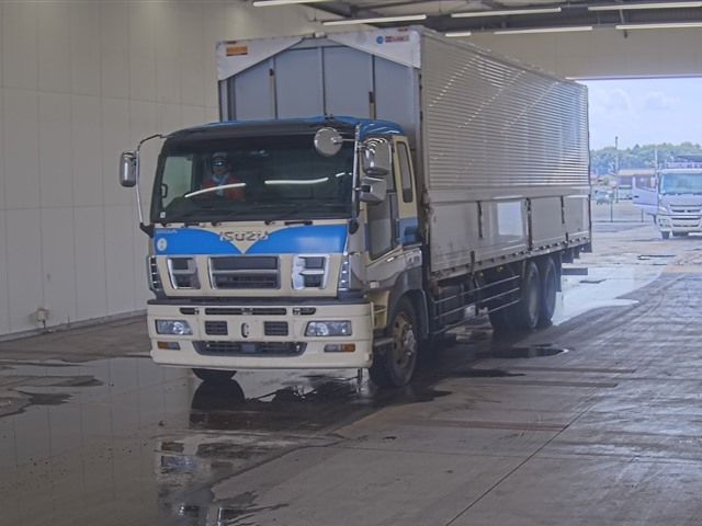 2010 Isuzu Giga アルミウイング Japan auction vehicle