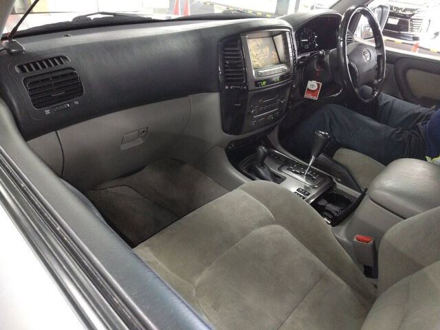 2007 Toyota Land Cruiser 100 VX-LTDG Sele60SE 4WD auction photo 3