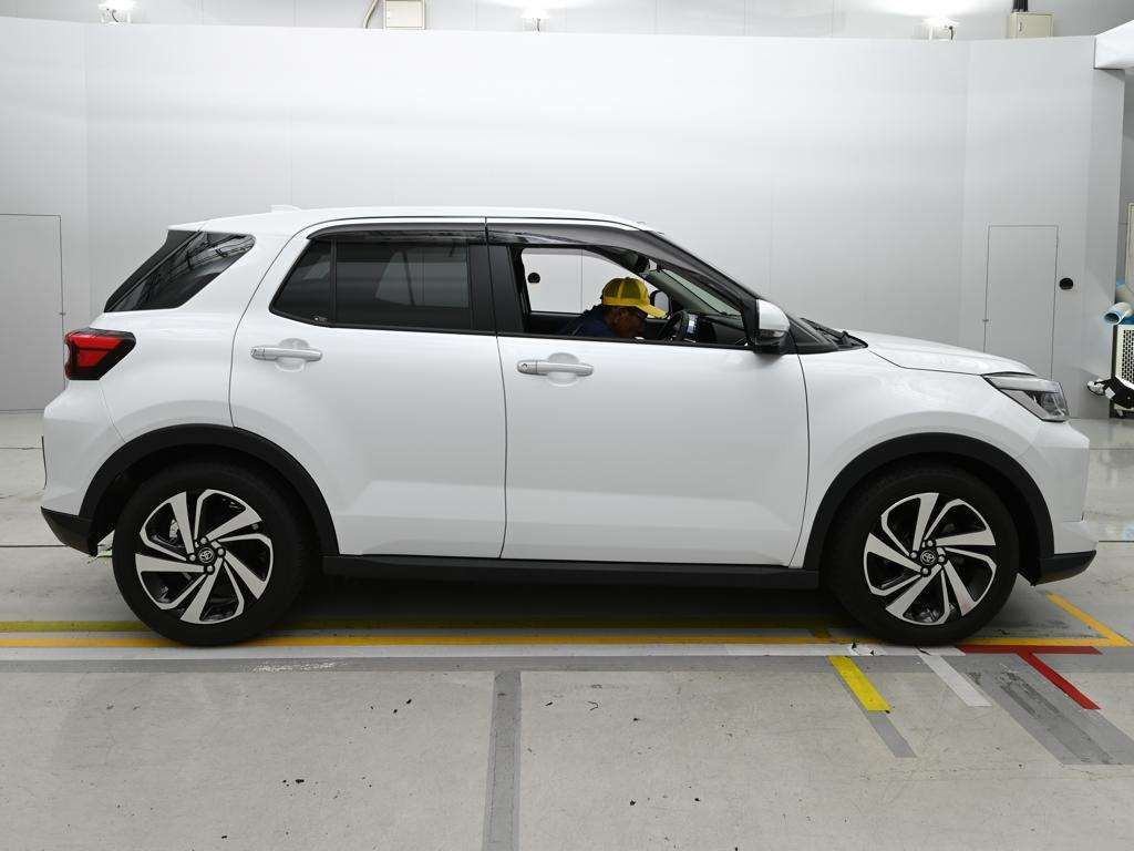 2023 Toyota Raize Z 4WD auction photo 3