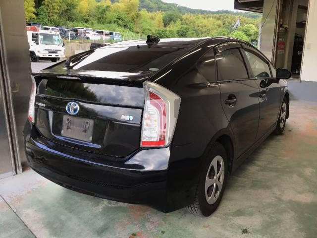 2014 Toyota Prius S auction photo 4