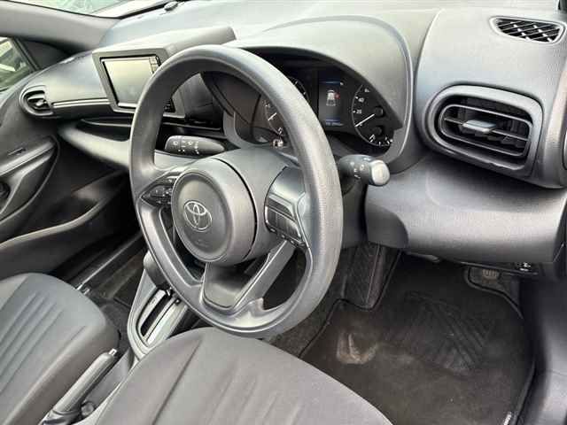 2024 Toyota Yaris X auction photo 3