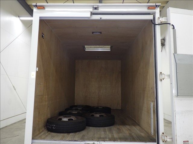 2013 Mitsubishi Fuso Canter Van auction photo 4