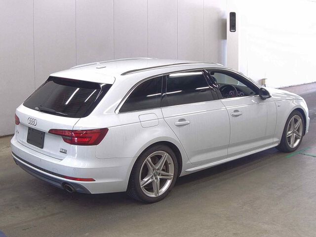 2017 Audi A4 Avant 2.0TFSIQスポSラ 4WD auction photo 5