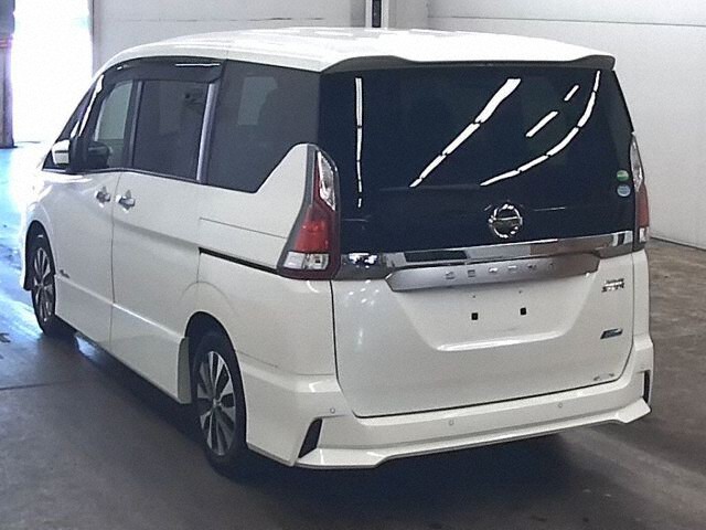 2017 Nissan Serena ハイウェイスターVセレク auction photo 2