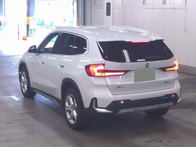 2023 BMW X1 XDRIV20D Xライン 4WD auction photo 2