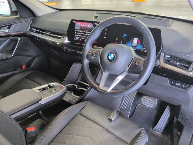 2023 BMW X1 XDRIV20D Xライン 4WD auction photo 3