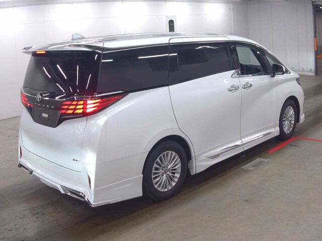 2025 Toyota Alphard X auction photo 5