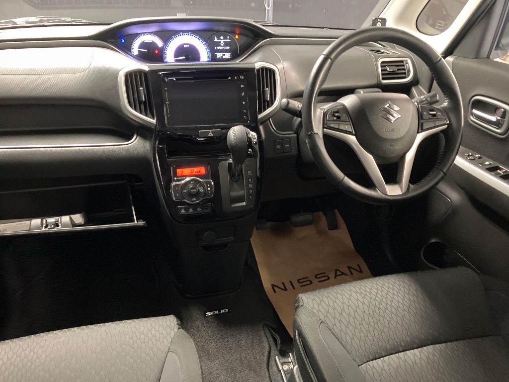 2017 Suzuki ソリオバンディット HYBRID MV auction photo 3