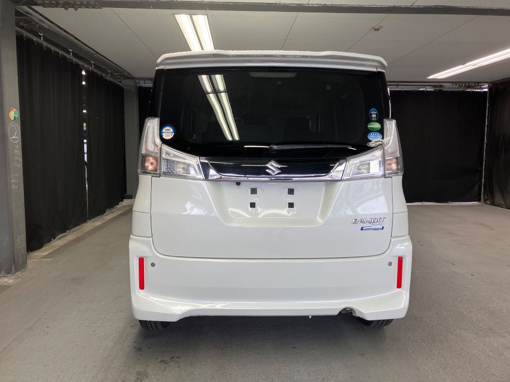 2017 Suzuki ソリオバンディット HYBRID MV auction photo 6
