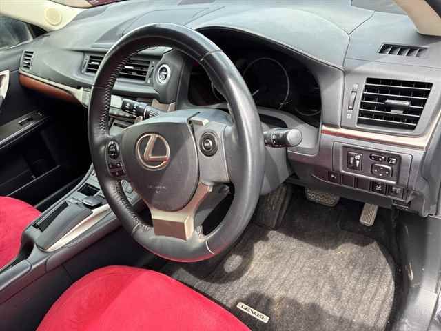 2014 Lexus CT CT200hバージョンC auction photo 3