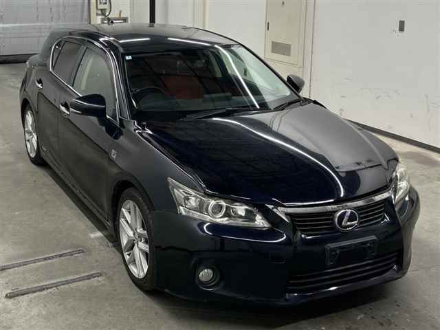 2014 Lexus CT CT200hバージョンC Japan auction vehicle