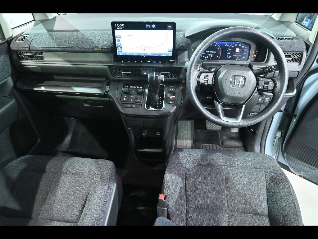 2023 Honda ステップワゴンエアー 4WD 7 people auction photo 3