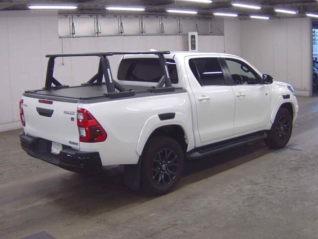 2023 Toyota Hilux Z GR Sport 4WD auction photo 5