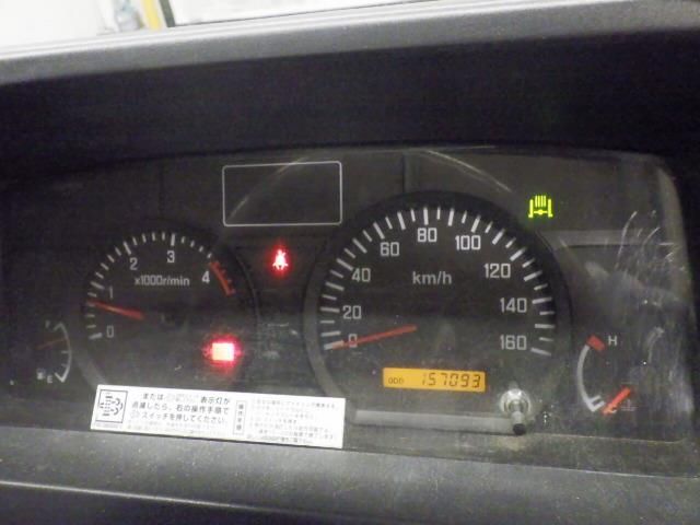 2009 Isuzu Elf dump auction photo 7
