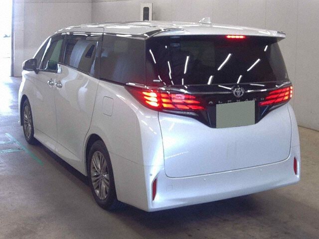 2025 Toyota Alphard Z auction photo 2