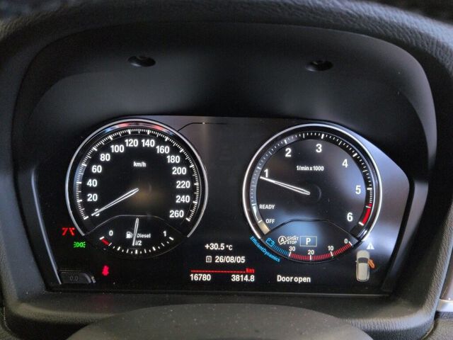 2021 BMW X1 XDRIV18D Xライン 4WD auction photo 6