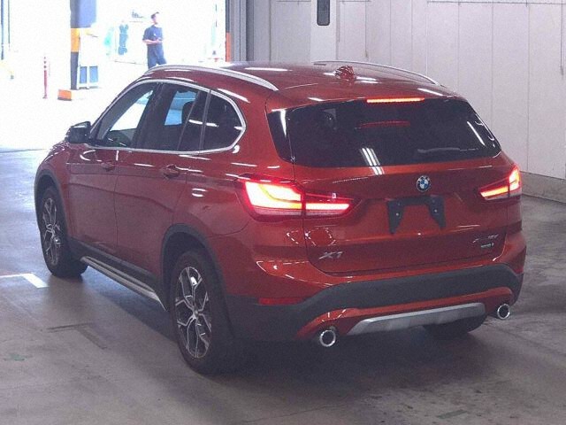 2021 BMW X1 XDRIV18D Xライン 4WD auction photo 2