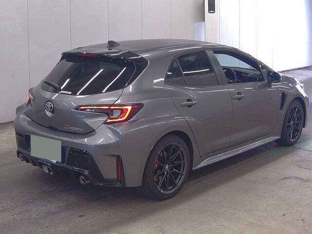 2024 Toyota GRカローラ RZ 4WD auction photo 5