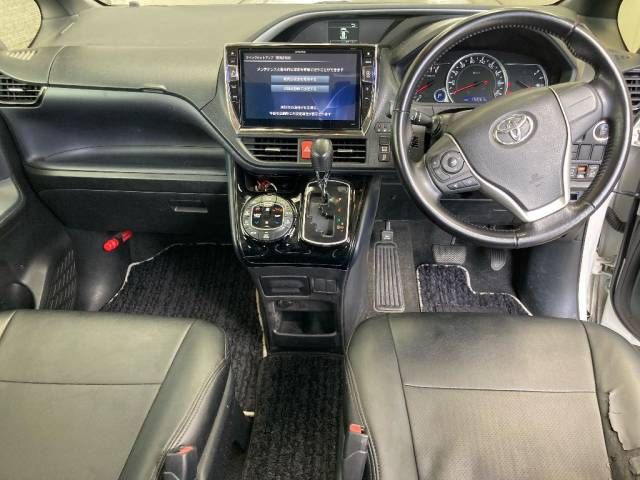 2016 Toyota Voxy ZS Kira II auction photo 4