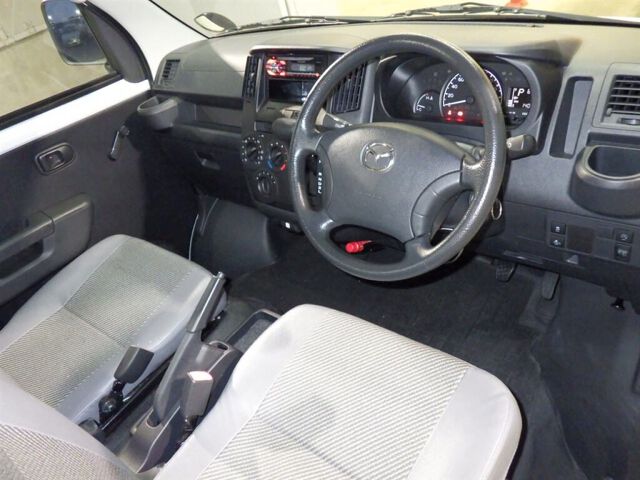 2022 Mazda ボンゴトラック STD auction photo 3