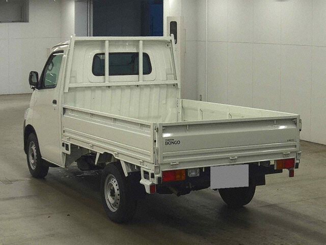 2022 Mazda ボンゴトラック STD auction photo 2
