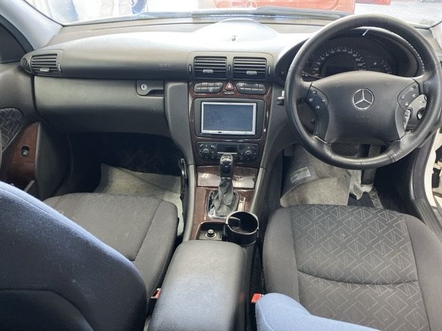 2003 Mercedes-Benz C200T コンプレッサー auction photo 5