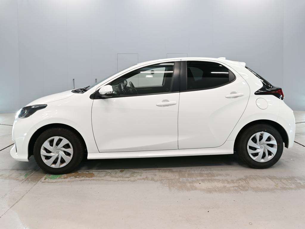 2022 Toyota Yaris X auction photo 4