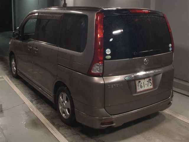 2005 Nissan Serena 20S auction photo 2