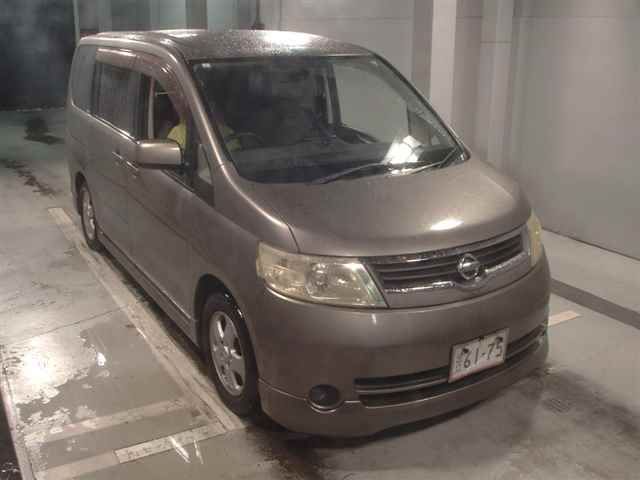 Japan Auction Vehicles 12 2005 Nissan Serena 20S auction photo