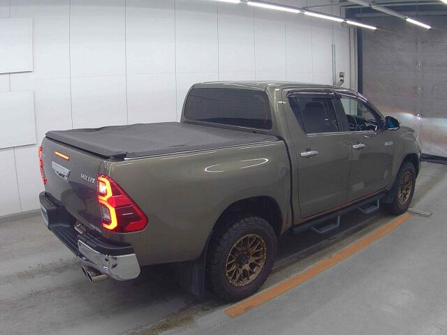 2024 Toyota Hilux Z 4WD auction photo 5