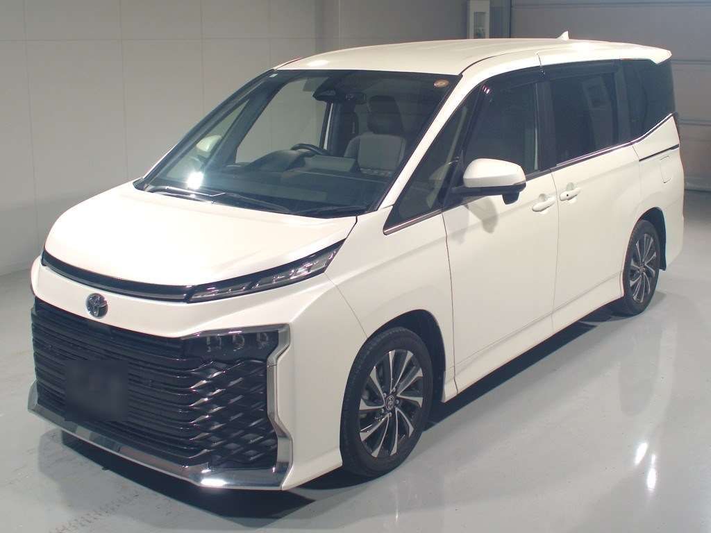 2023 Toyota Voxy S-Z Japan auction vehicle