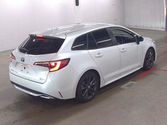 2025 Toyota Corolla Touring ハイブリッドWXB auction photo 5